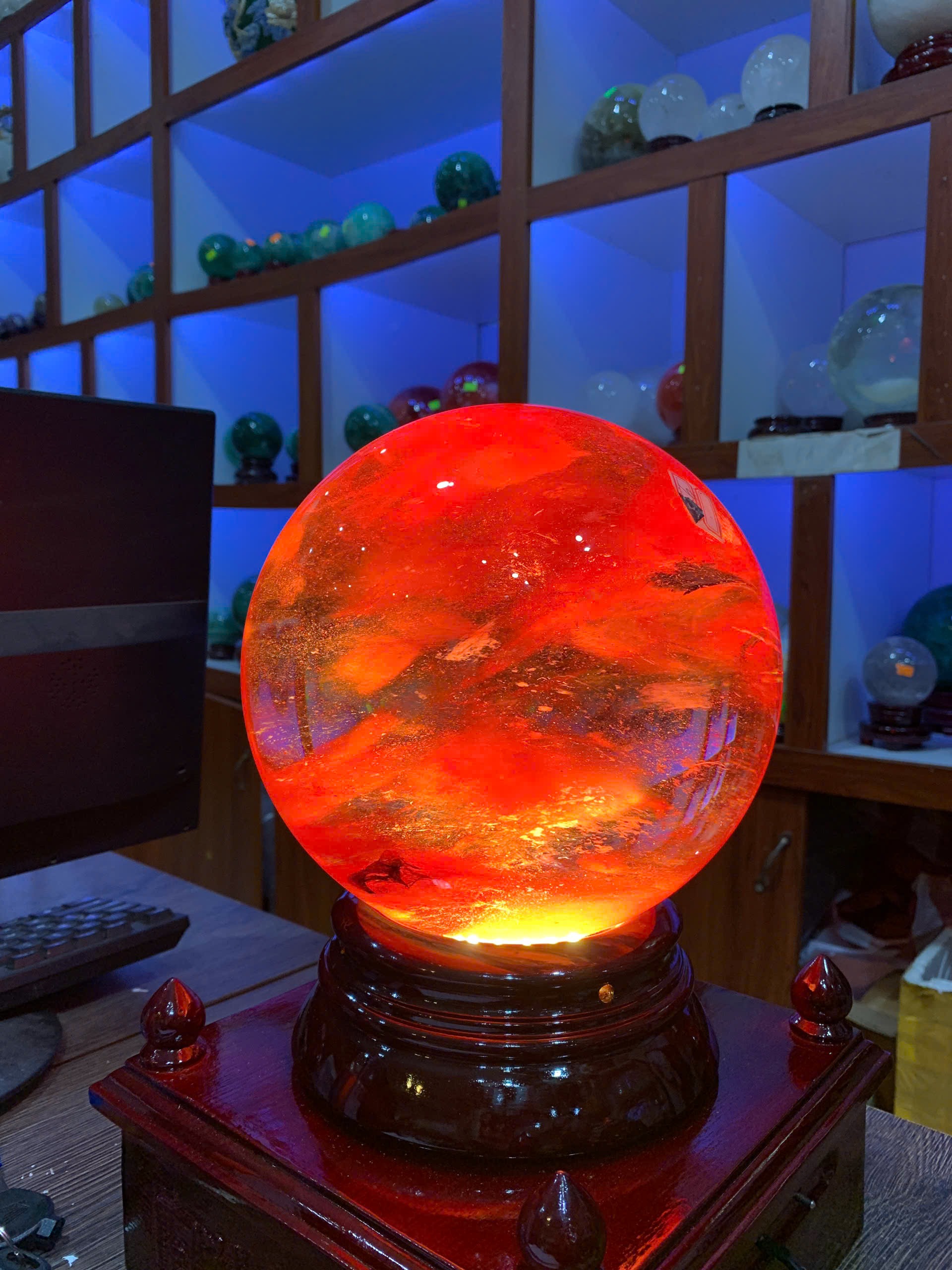 Bi cầu Thủy Tinh Đỏ
